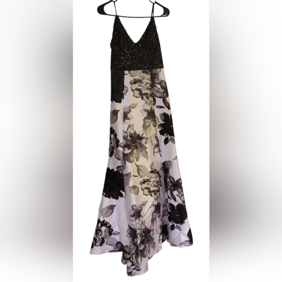 Marina Sequin and Printed Mermaid Gown - Picture 3 of 8